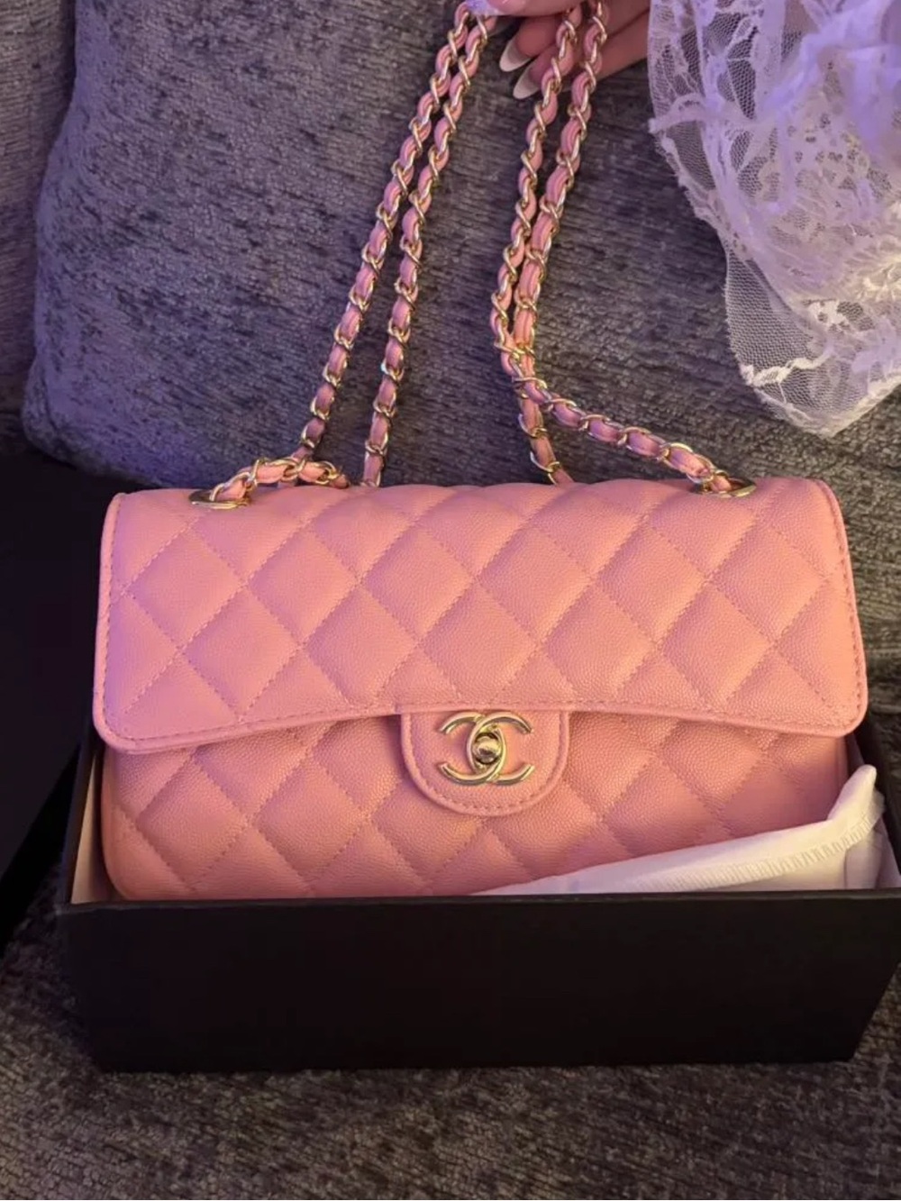 Source Unknown Pink Quilted Shoulder Bag with Gold Chain